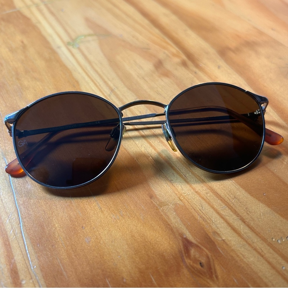 Vintage Giorgio Armani Unisex Wire Frame Round Sunglasses Italy